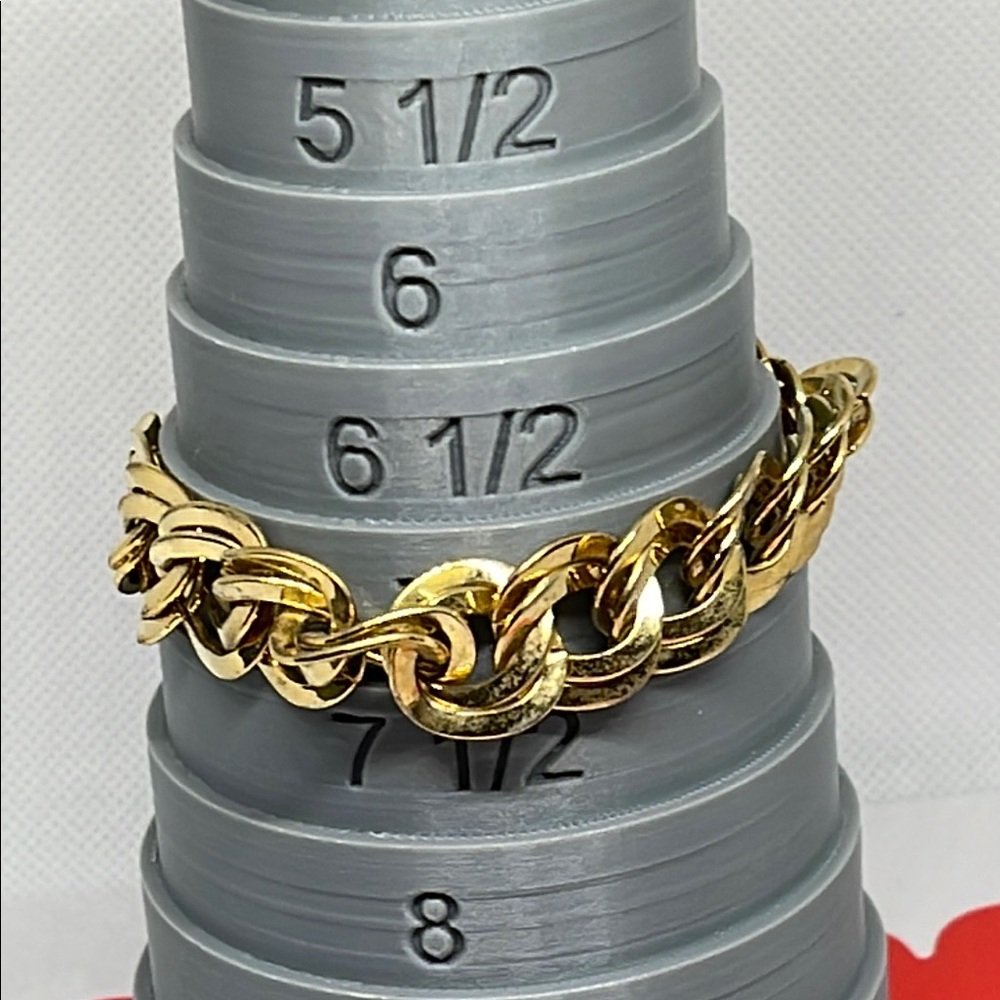 Vintage Chunky Gold Chain Bracelet - Picture 13 of 13